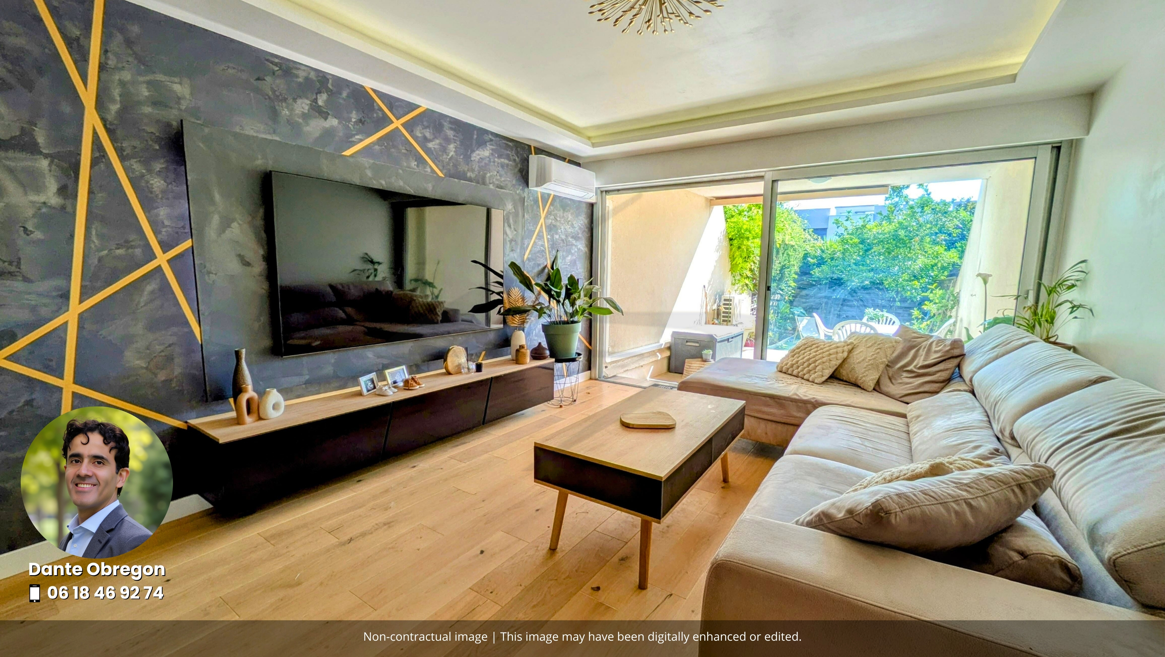Living room opening onto the terrace