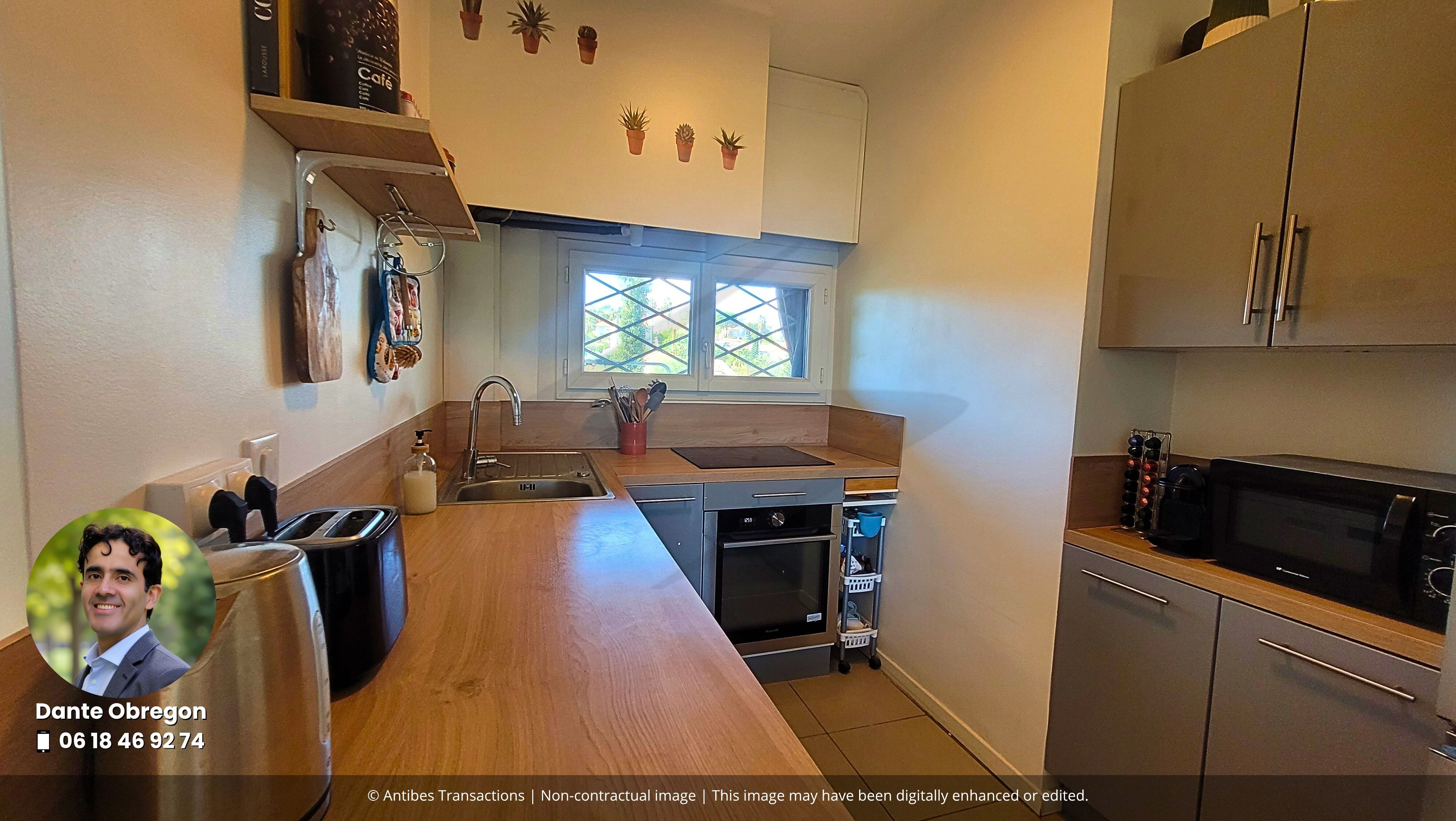 View of the open-plan kitchen