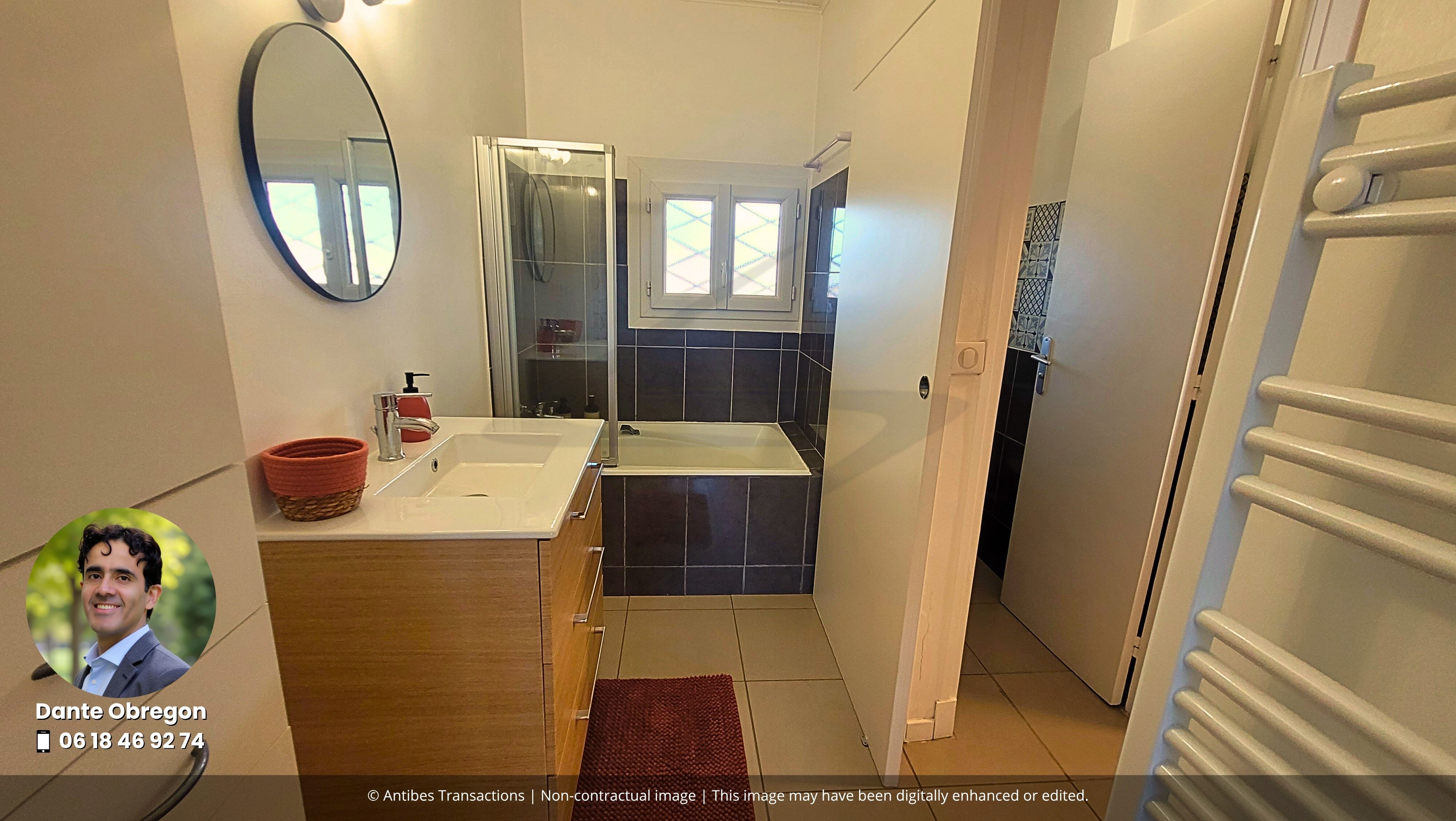 View of the bathroom