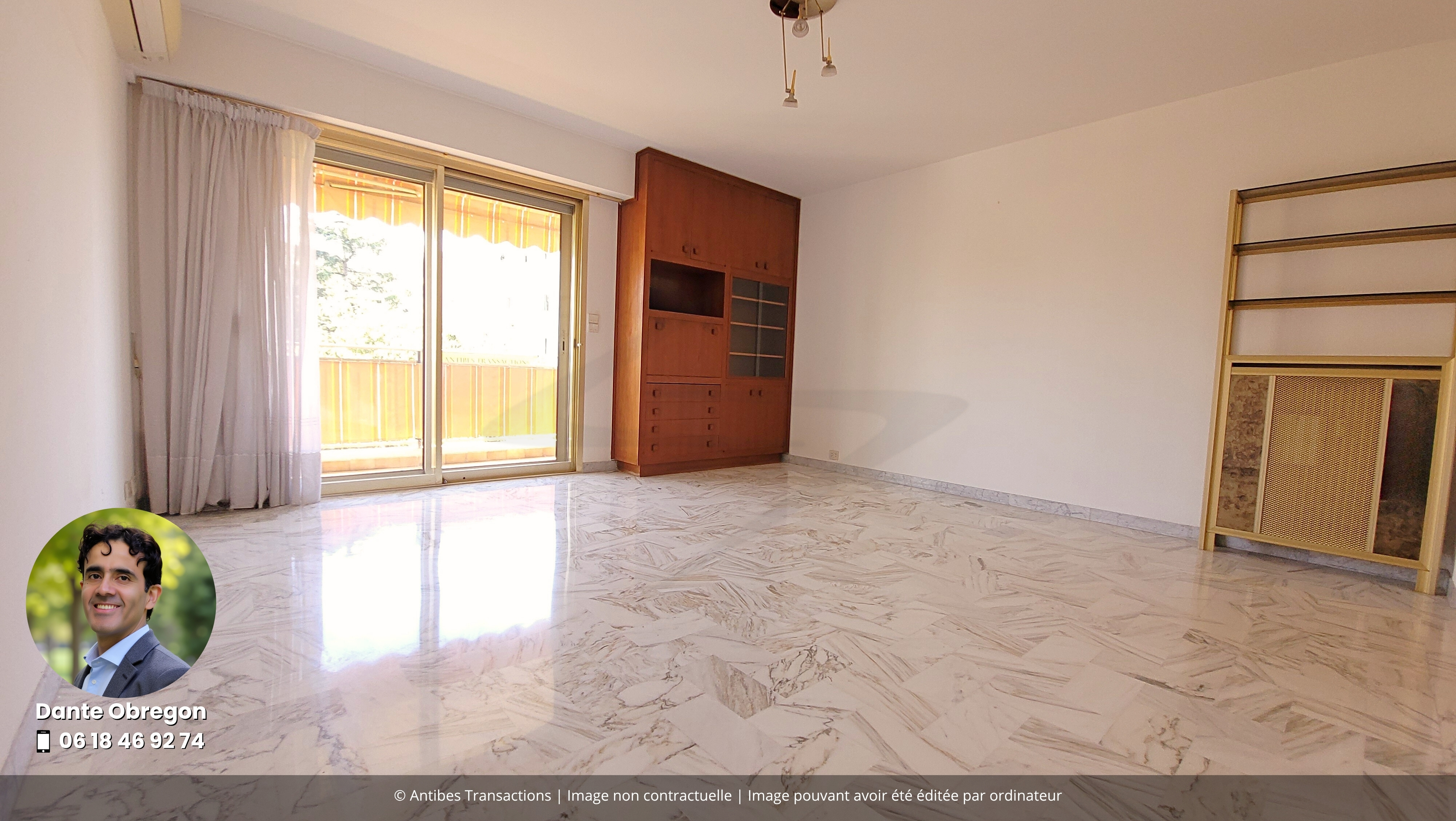 Vue du séjour/salle à manger