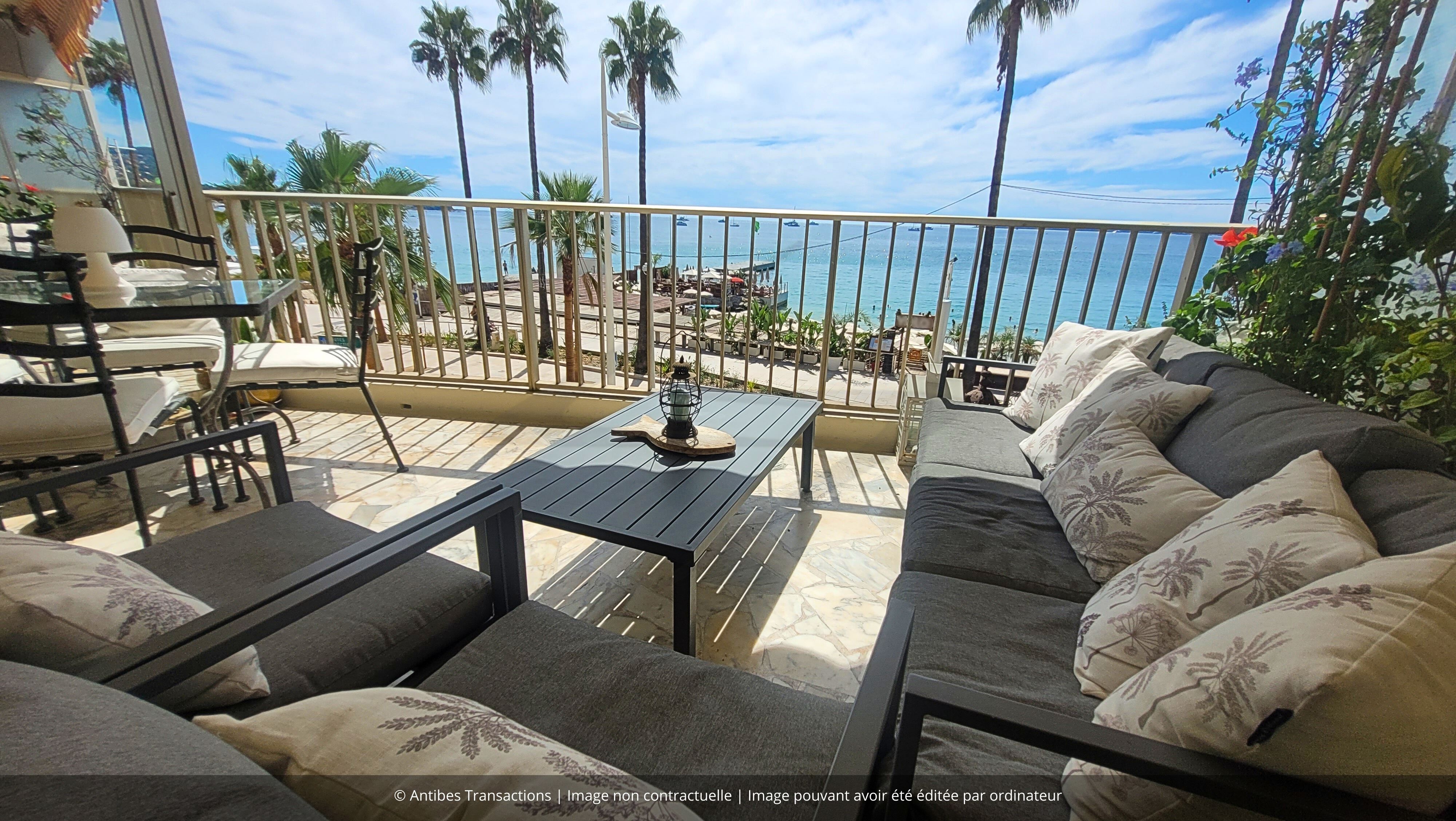 Magnifique vue mer depuis le balcon