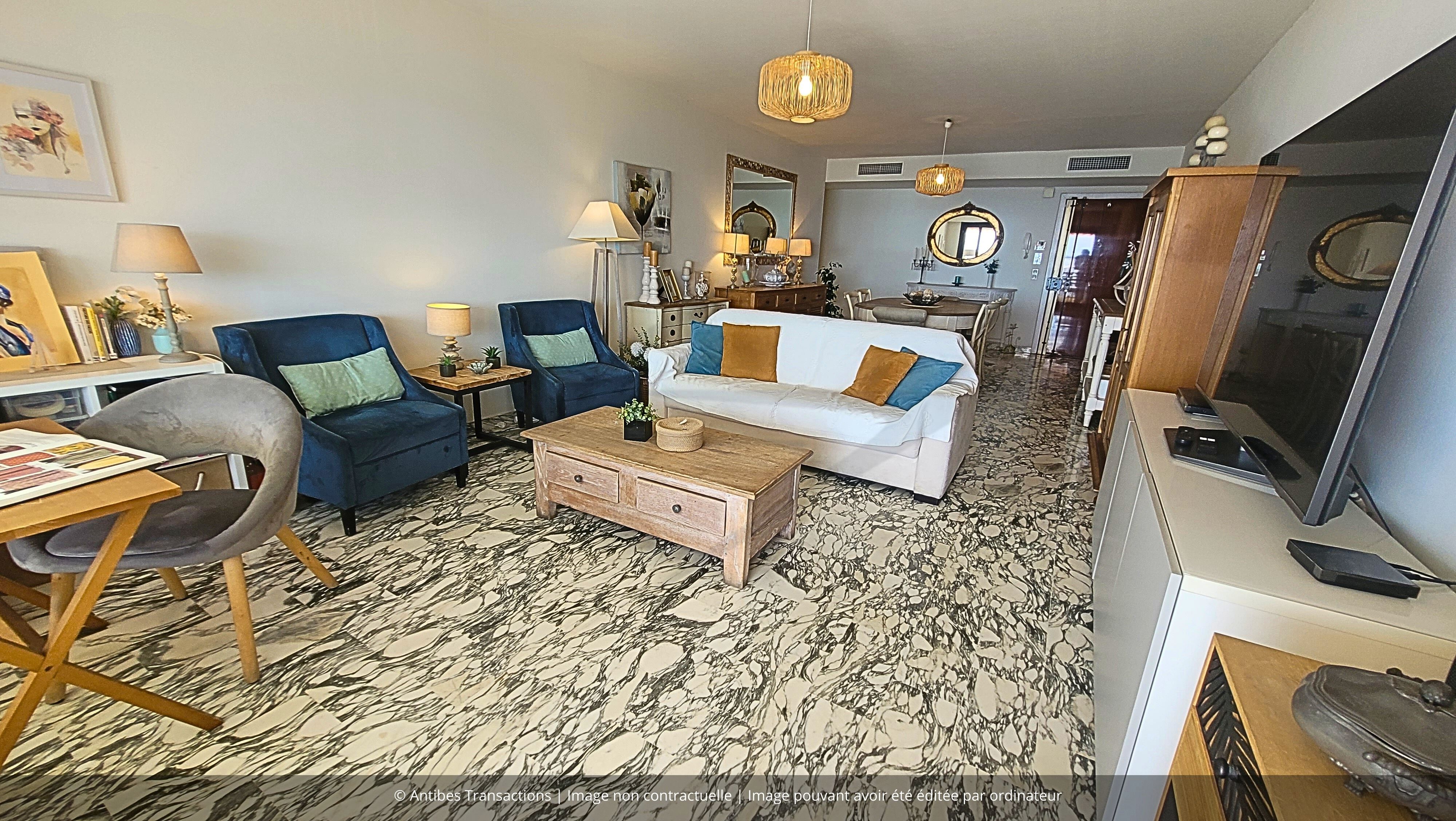 Vue du séjour/salle à manger